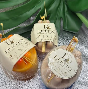 Sabonetes massageadores com etiqueta Duetto